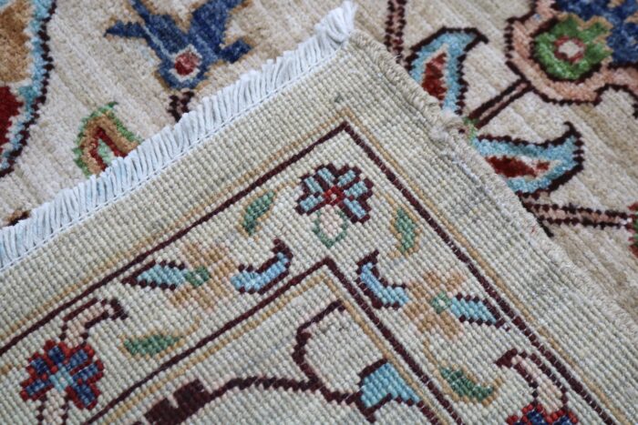 8x10 foot light color oriental rug