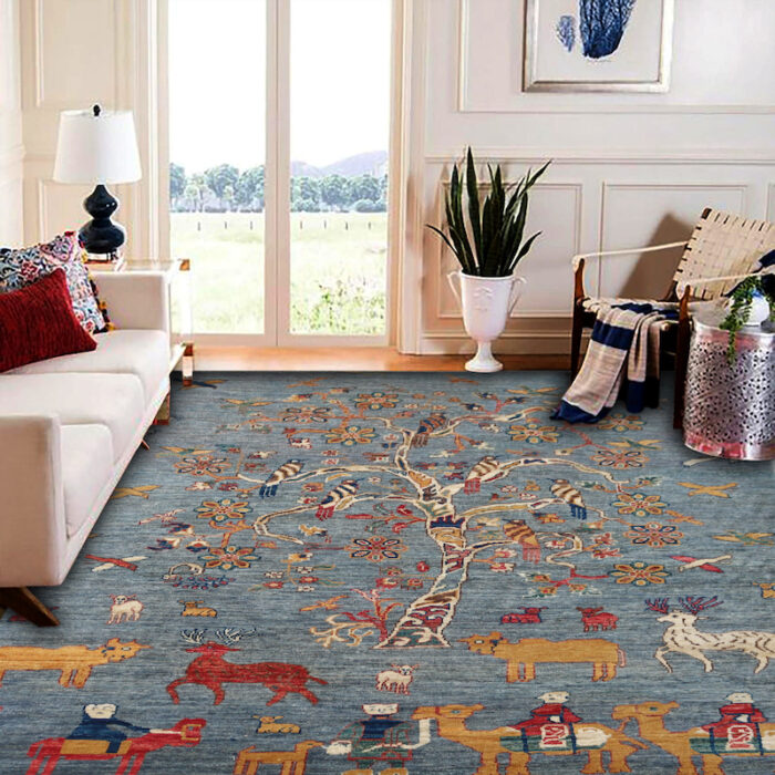 Vintage-inspired Oriental rug with a nature-themed Tree of Life and intricate details.