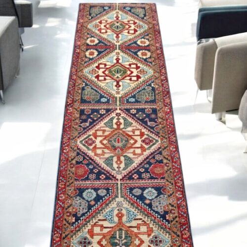 Traditional Heriz rug with bold medallion patterns, perfect for hallways and entryways